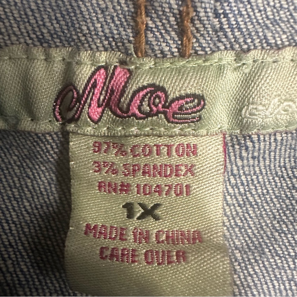 Moe button up denim jacket - Picture 2 of 5